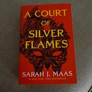 A Court of Thorn and Roses by Sarah J. Maas